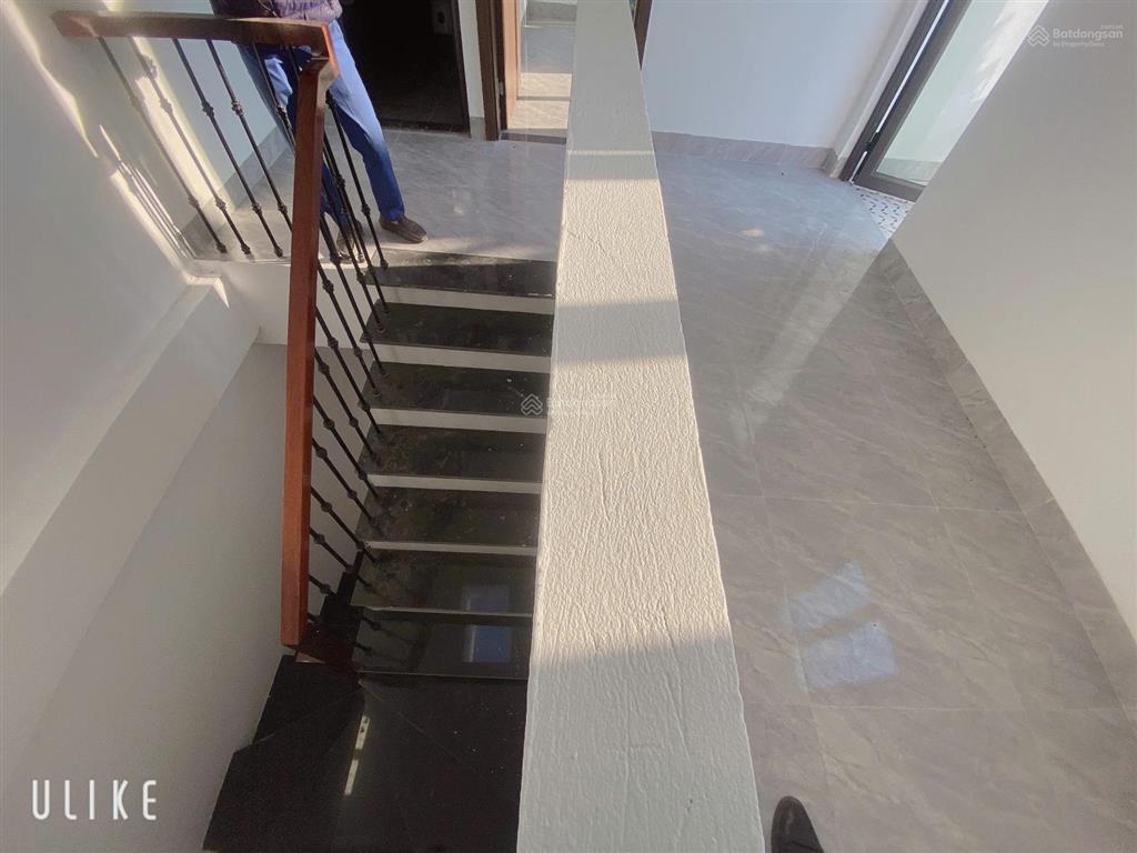 Trả nợ ngân hàng, bán gấp lô góc cao viên, ô tô vào nhà, ngõ 4m, dt 34m2x3 tầngx4 phòng. giá 3,1 tỷ
