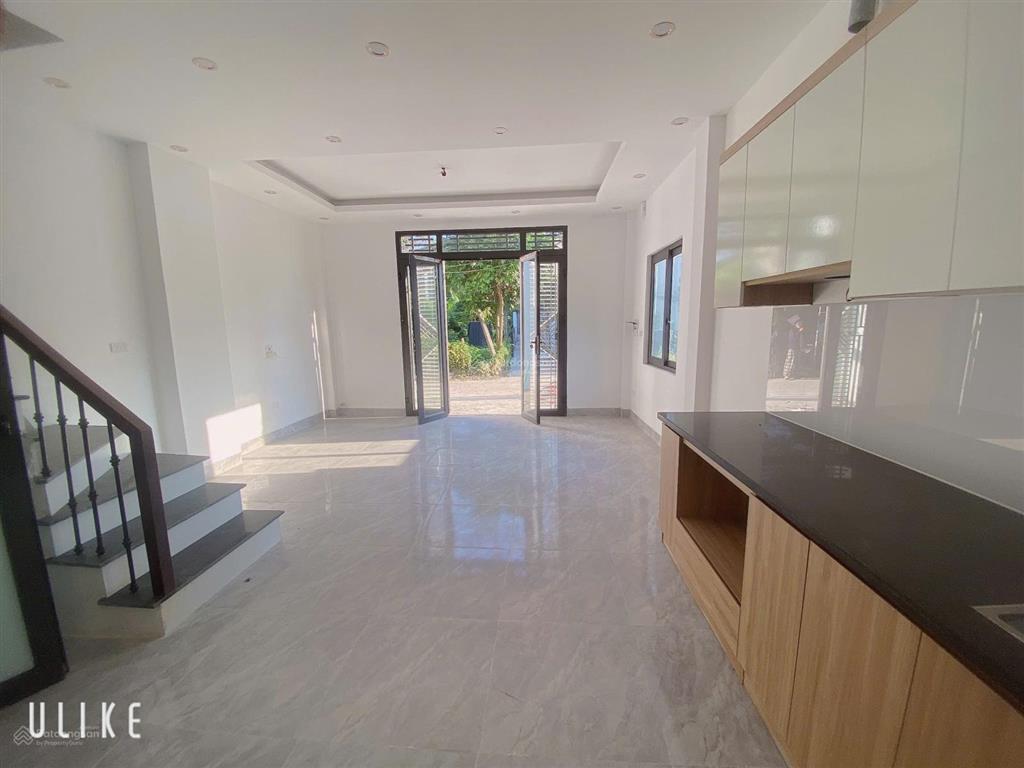 Trả nợ ngân hàng, bán gấp lô góc cao viên, ô tô vào nhà, ngõ 4m, dt 34m2x3 tầngx4 phòng. giá 3,1 tỷ