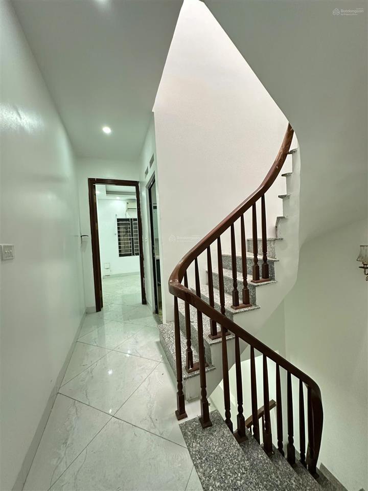 Bán nhà la phù, ô tô đỗ cổng. gần vành đai 4, dt 35m2, 3 tầng, 4 ngủ. giá 4,65 tỷ
