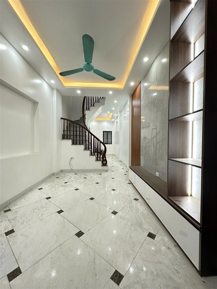 Bán nhà la phù, ô tô đỗ cổng. gần vành đai 4, dt 35m2, 3 tầng, 4 ngủ. giá 4,65 tỷ