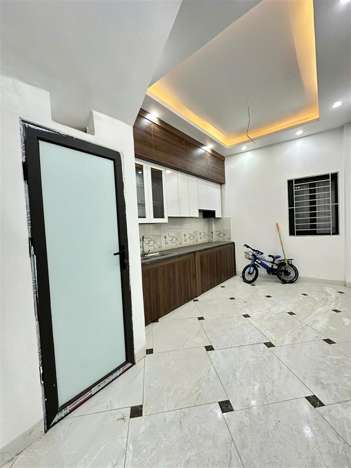 Bán nhà la phù, ô tô đỗ cổng. gần vành đai 4, dt 35m2, 3 tầng, 4 ngủ. giá 4,65 tỷ