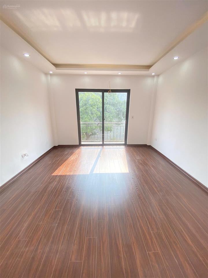 Giá hời vân côn, 50m ra đại lộ, thoáng trước sau, dt 40m2, 4 tầng. giá 3,85 tỷ