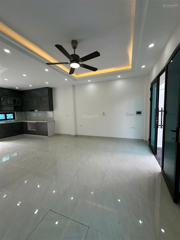 Cực hiếm. nhà rộng giá rẻ, xã hưng đạo, gần vành đai 4, dt 80m2, 3 tầng. sân trước sau. giá 3,38 tỷ