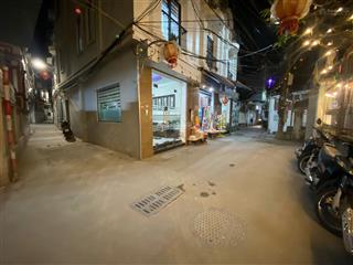Bán gấp nhà la phù, ngõ thông, ô tô vào cửa, ko quy hoạch. dt 34m2, 4 tầng, 4 ngủ. giá 4,88 tỷ