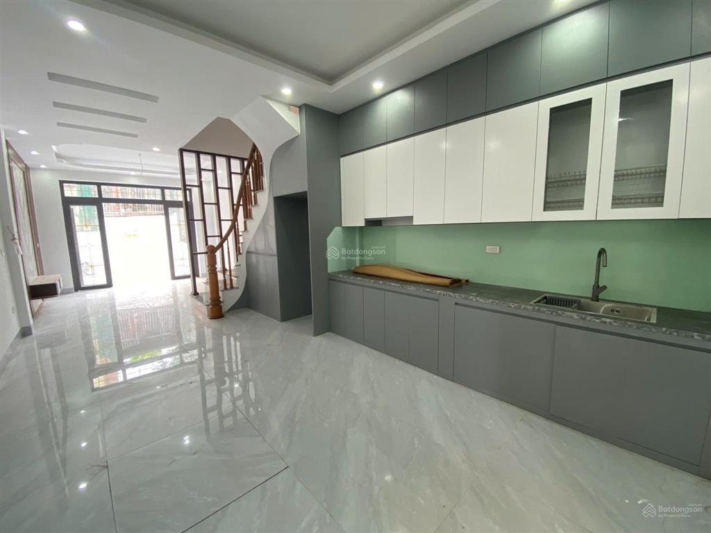 Cực sốc, giảm sâu 1 căn cho đầu tư, xã hưng đạo, ô tô đỗ cửa, dt 69m2, 4 tầng. giá 4,9 tỷ