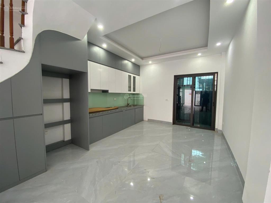 Cực sốc, giảm sâu 1 căn cho đầu tư, xã hưng đạo, ô tô đỗ cửa, dt 69m2, 4 tầng. giá 4,9 tỷ
