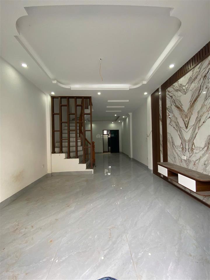 Cực sốc, giảm sâu 1 căn cho đầu tư, xã hưng đạo, ô tô đỗ cửa, dt 69m2, 4 tầng. giá 4,9 tỷ