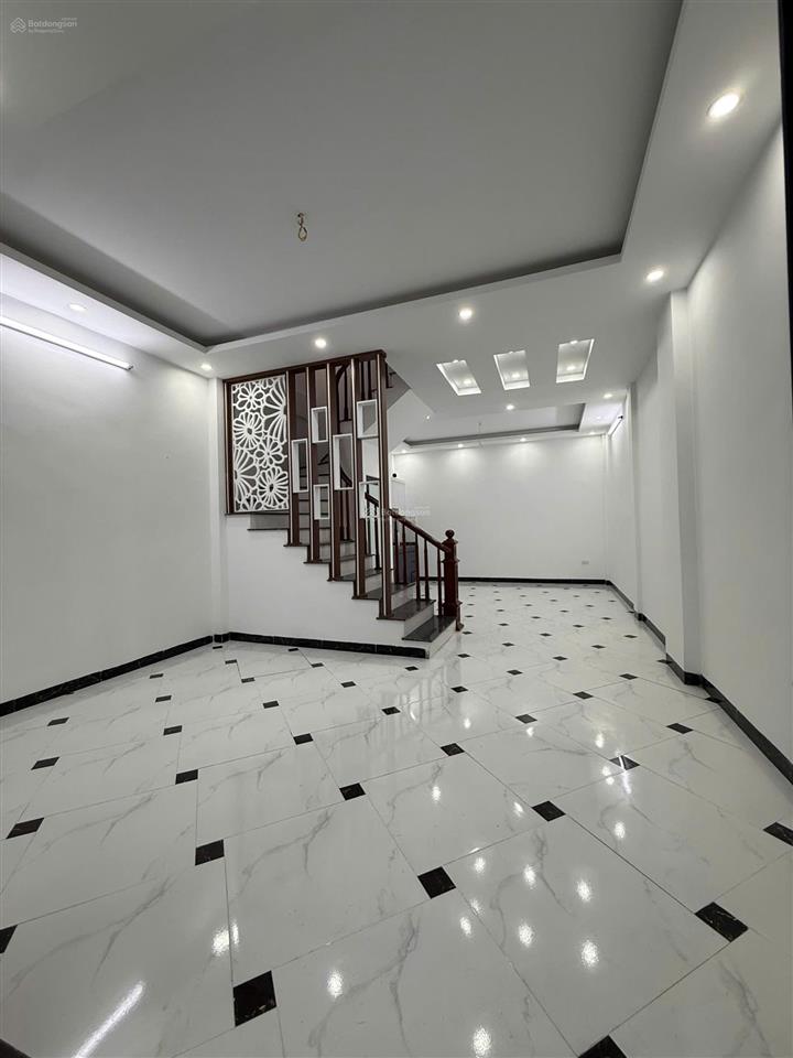 Bán nhà riêng lô góc 55m2, 5pn, 3wc tại phụng châu, ô tô vào nhà, ngay sát đh tdtt. giá 4,5 tỷ