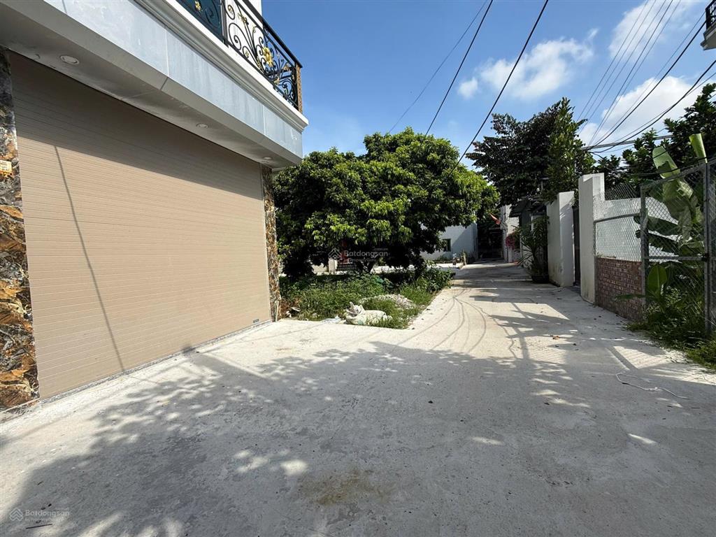 Bán nhà riêng lô góc 55m2, 5pn, 3wc tại phụng châu, ô tô vào nhà, ngay sát đh tdtt. giá 4,5 tỷ