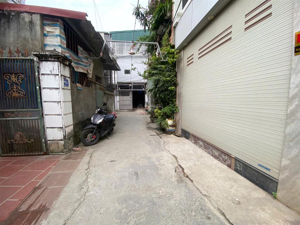 Bán nhà riêng tổ 12 yên nghĩa, 4,8 tỷ, 32 m2, 4pn, 5 tầng, pháp lý đầy đủ. độc lập, ô tô vào cửa