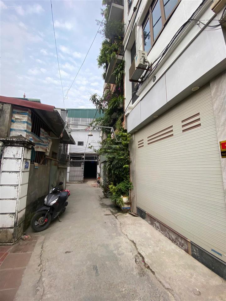 Bán nhà riêng tổ 12 yên nghĩa, 4,8 tỷ, 32 m2, 4pn, 5 tầng, pháp lý đầy đủ. độc lập, ô tô vào cửa