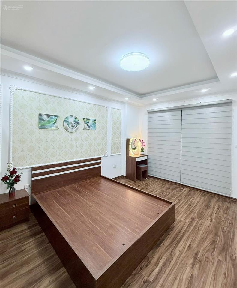 Bán nhà riêng tổ 12 yên nghĩa, 4,8 tỷ, 32 m2, 4pn, 5 tầng, pháp lý đầy đủ. độc lập, ô tô vào cửa