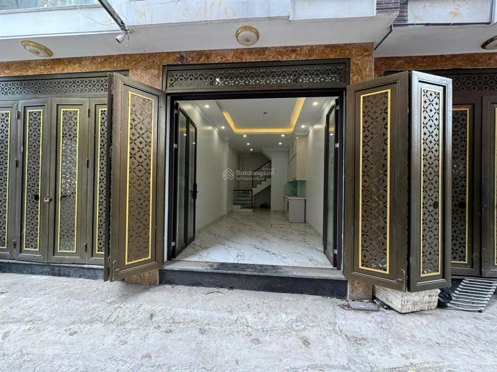 Hàng hiếm tại yên nghĩa, 4,3 tỷ, 32m2, 4pn, 4wc, nhà riêng 5 tầng, đường thông ô tô qua cửa