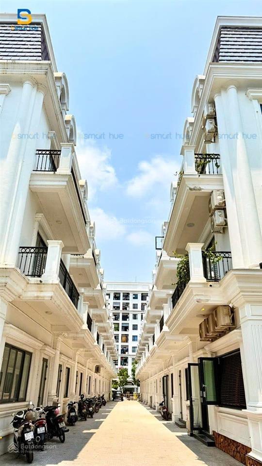 Bán shophouse nhà phố gần trung tâm tp huế chỉ 1,6 tỷ. 2 mặt tiền trước và sau