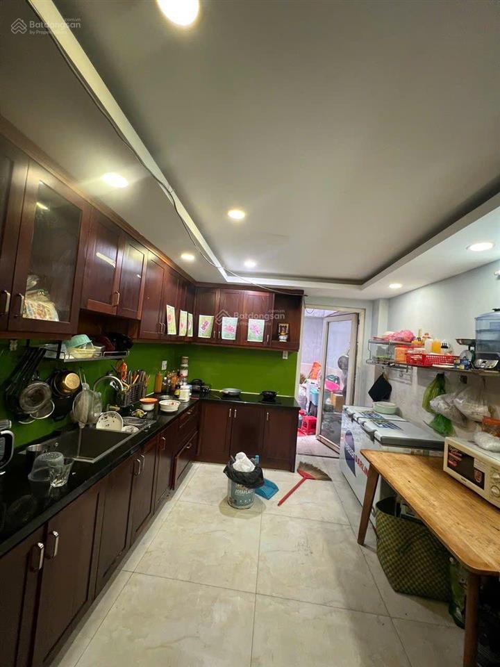 Sát mặt tiền hoa cau khu ẩm thực phan xích long 130m2 nhà 5 tầng có thang máy với 10pn