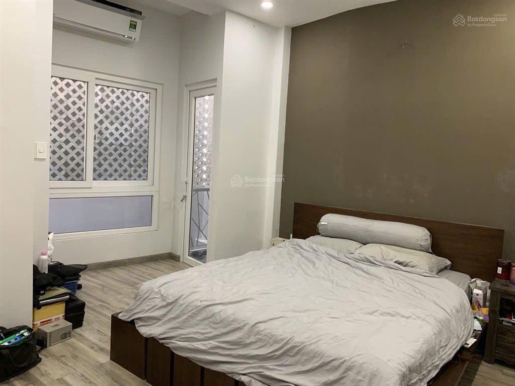 Bán nhà gần hxh lê quang định nhà cn 55m²  3 tầng sân thượng 3pn, 4wc, phòng thờ