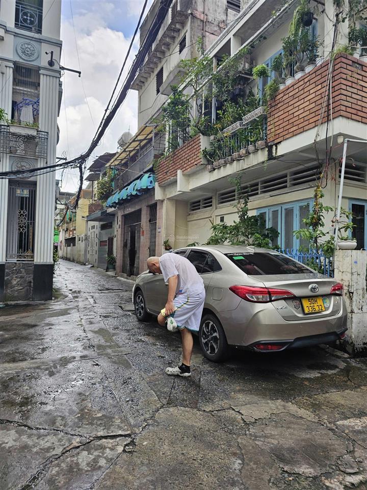 Hẻm xe hơi quay đầu trước nhà  90m² nhà cấp 4 cách chợ bà chiểu 100m nhỉnh 8 tỷ