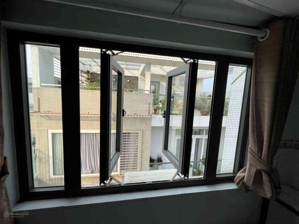 9.6ty tìm đâu ra căn hộ dịch vụ có 6 tầng có hầm tại bình thạnh với 10pn/11wc ngang 5.5 cho thu nhậ