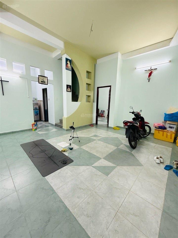 Ngang 6 nở hậu 8 dài 11 sổ cn 76m2 lê quang định  nhà 3 tầng btct thiết kế 6pn tiện ở đại gia đình