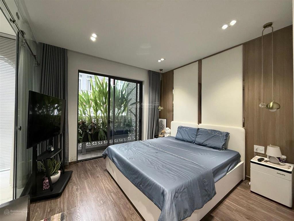 Hẻm xe hơi tránh đinh tiên hoàng cách mt chỉ 1 căn nhà  chính chủ thiết kế xây ở 5 tầng ngang 5.5m