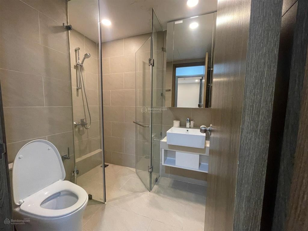 Bán căn hộ cao cấp sky89  2pn 2wc tầng cao  full nội thất  view sông  giá 6 tỷ 1 đã có sổ hồng