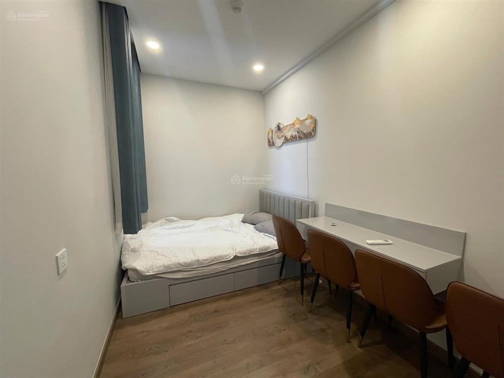 Bán căn hộ cao cấp sky89  2pn 2wc tầng cao  full nội thất  view sông  giá 6 tỷ 1 đã có sổ hồng