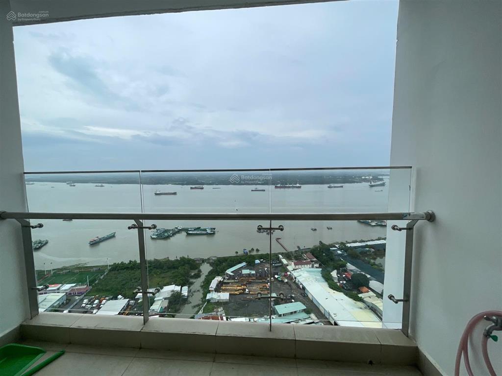 Bán căn hộ cao cấp sky89  2pn 2wc tầng cao  full nội thất  view sông  giá 6 tỷ 1 đã có sổ hồng