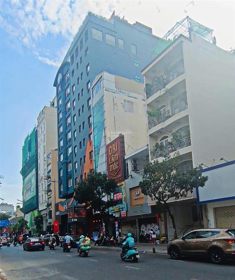 Mặt tiền lý tự trọng q1 chợ bến thành. nhà đẹp 4 tầng, 4x19m, thu nhập 200tr/tháng. giá chỉ 65 tỷ