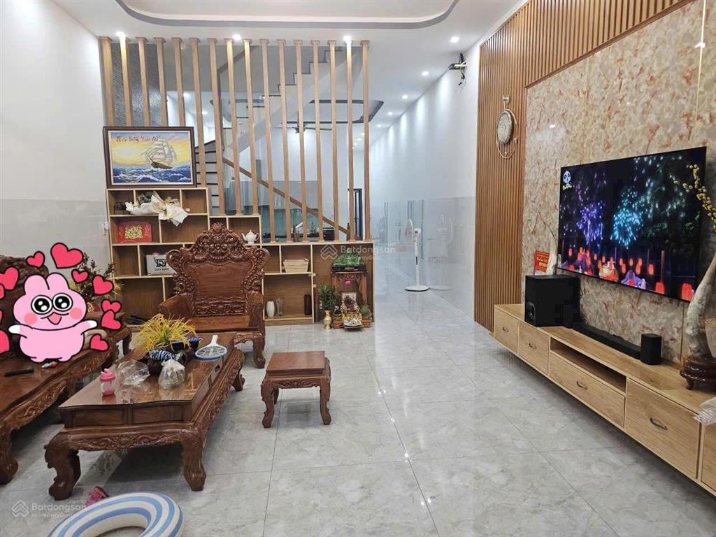 Chủ gửi bán căn nhà ngay đường âu cơ, tân bình dt 70m2, nhà 1 trệt 1 lầu sổ hồng riêng