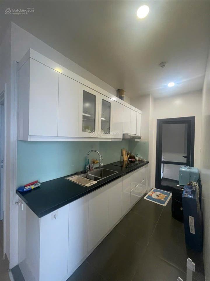 Bán gấp căn 2 ngủ eco lake view 32 đại từ, nội thất xịn, giá siêu rẻ