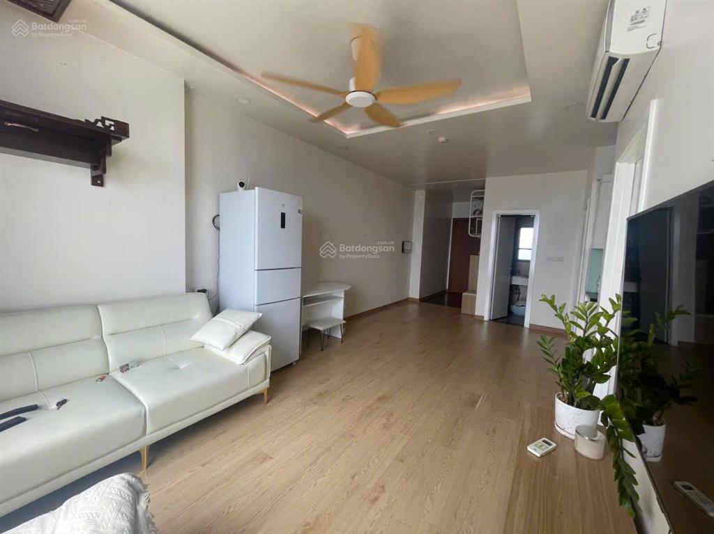 Bán gấp căn 2 ngủ eco lake view 32 đại từ, nội thất xịn, giá siêu rẻ