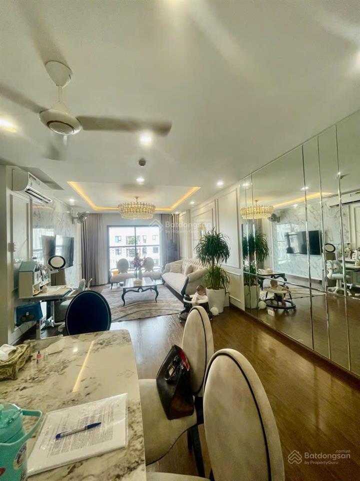 Bán căn góc 3 phòng ngủ eco lake view 32 đại từ giá chưa đến 70 triệu/m2 hiếm căn đẹp trong tầm giá