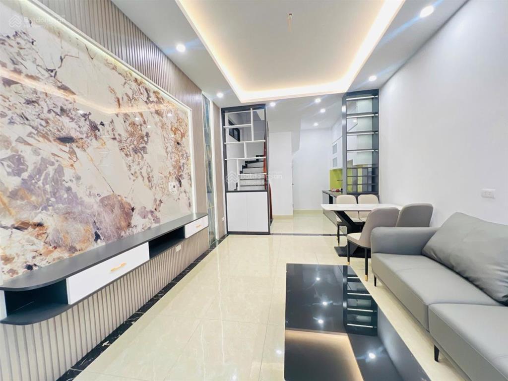 Bán nhà đường quan nhân 40m 4 tầng, dân xây chắc chắn, ngõ thông, 20m ra ô tô, 7 tỷ