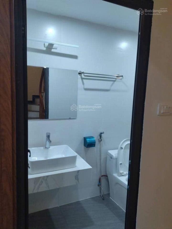 Chính chủ cho thuê nhà bạch mai 3pn khép kín full nội thất 15tr ngõ nông