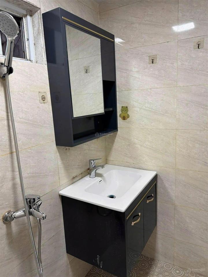 Chính chủ cho thuê nhà khương hạ 3pn full nội thất 12tr
