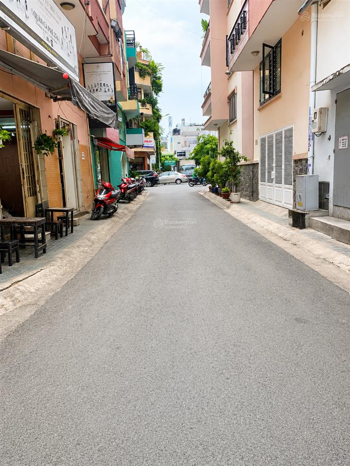 Cho thuê nhà mt hoa huệ, phú nhuận  kinh doanh tốt  dt 38m2, giá 11tr/tháng (thương lượng)