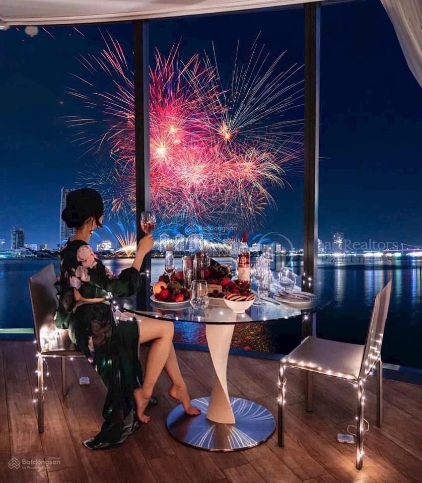 Bán nhanh căn hộ studio view pháo hoa, tòa s2, diện tích 32,9m2, tầng 8, view trực diện sông hàn