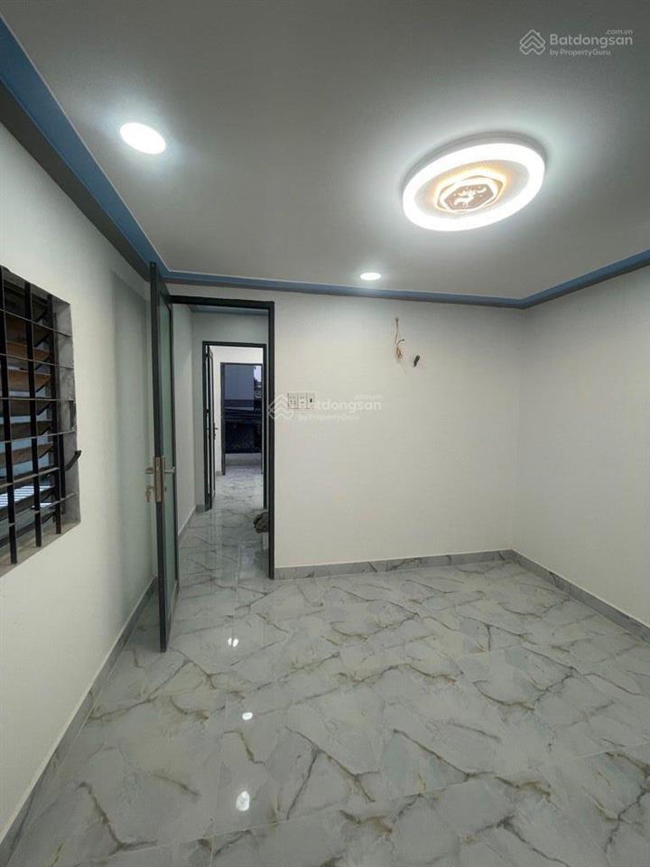 Siêu rẻ nhà hòa bình  tân phú  3 tầng btct 4pn  3wc  bếp  ban công