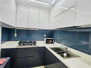 Cho thuê ch scenic valley, tôn dật tiên, 77m22pn, full nội thất, giá 18tr/tháng.  0966 733 ***