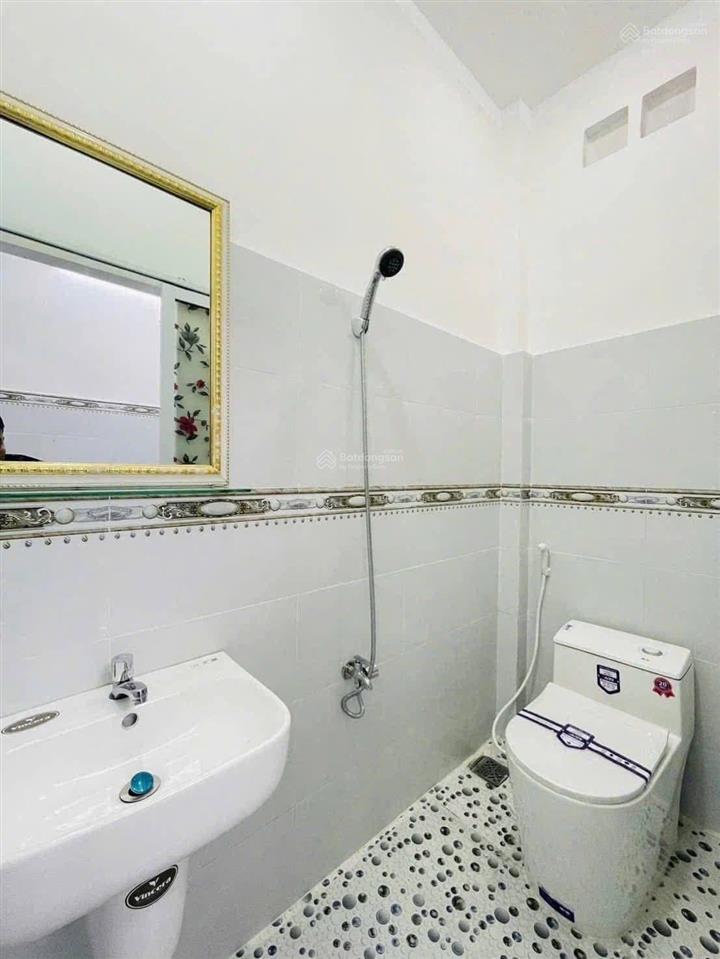 Nhà 2 tầng linh xuân sát đs 1050m2hẻm xe hơi3.6tỷ nhà 2 tầng sạch đẹp dọn vào