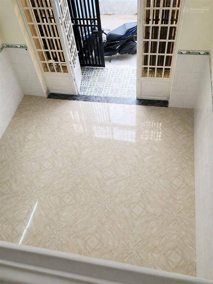 Nhà 2 tầng linh xuân sát đs 1050m2hẻm xe hơi3.6tỷ nhà 2 tầng sạch đẹp dọn vào