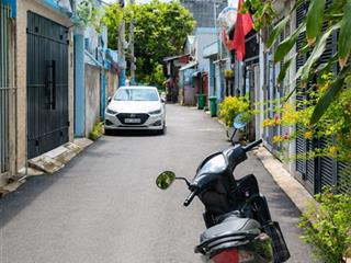 * bán đất đường lê văn chí. phường linh trung. hẻm xe hơi thông * tiện ích xung quanh 
 gần bện