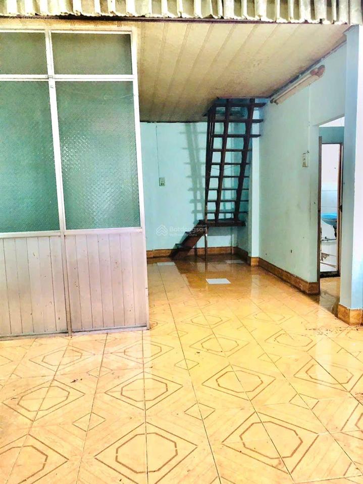 Bán nhà riêng tại phường linh tây, 4 tỷ, 52m2, bao đẹp, nhiều tiện ích