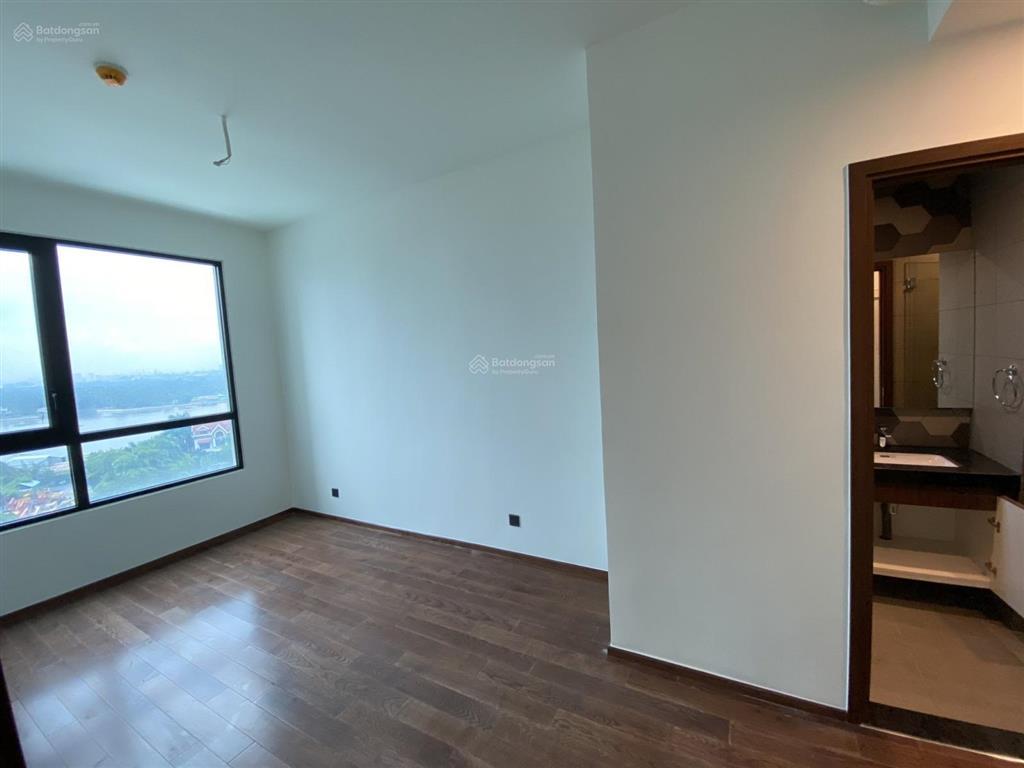Hot căn 4pn góc lầu cao, view tôm trọn sông , giá chỉ 30 tỷ