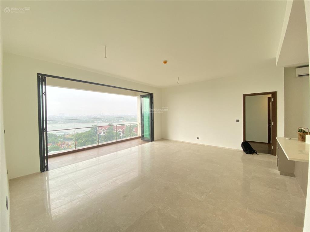 Hot căn 4pn góc lầu cao, view tôm trọn sông , giá chỉ 30 tỷ