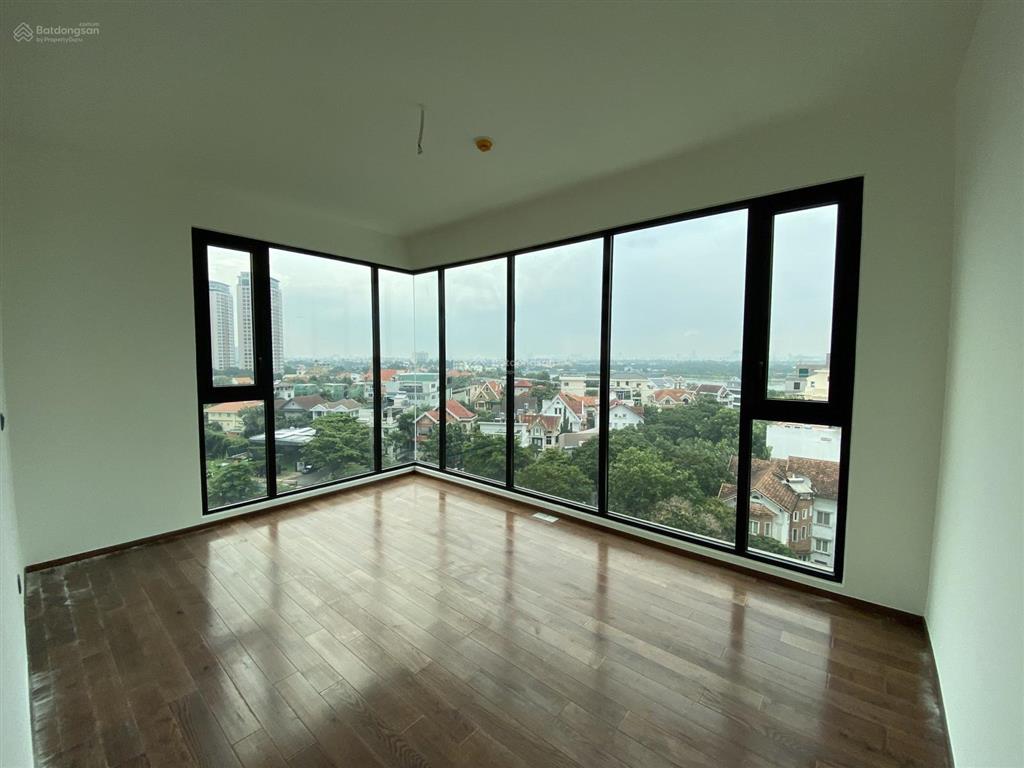 Hot căn 4pn góc lầu cao, view tôm trọn sông , giá chỉ 30 tỷ