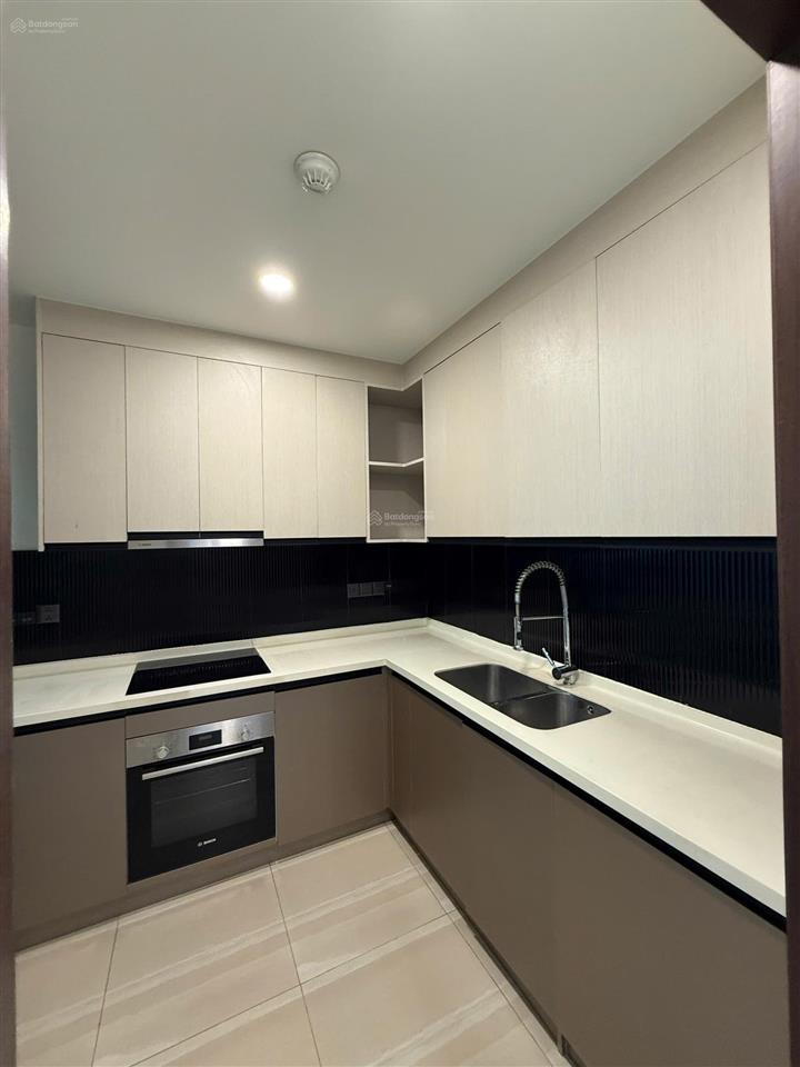 Bán gấp căn 3pn d'edge, 144m2, 17 tỷ, thang máy riêng vào tận căn hộ, cam kết rẻ nhất tt