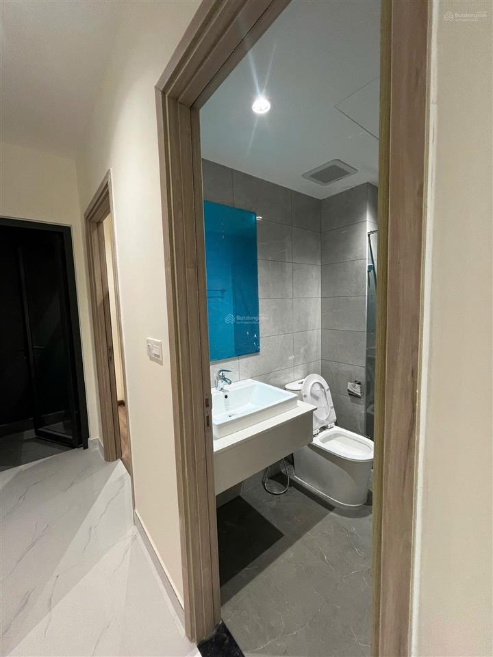 Bán nhanh căn 68m2 bếp thiên nhiên 4.6 tỷ, 2pn, 2wc view bến bình đông