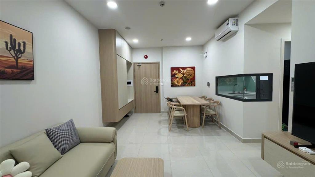 Bán nhanh căn 68m2 bếp thiên nhiên 4.6 tỷ, 2pn, 2wc view bến bình đông