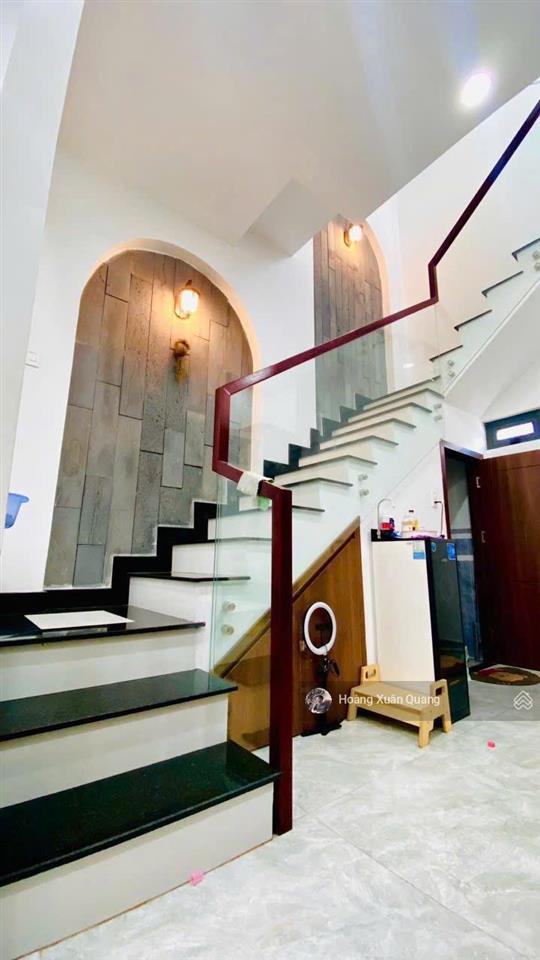 Nhà phố đúc 2pn mặt tiền đông hưng thuận 23 nguyễn văn quá, đường nhựa 8m, chủ để lại full nội thất